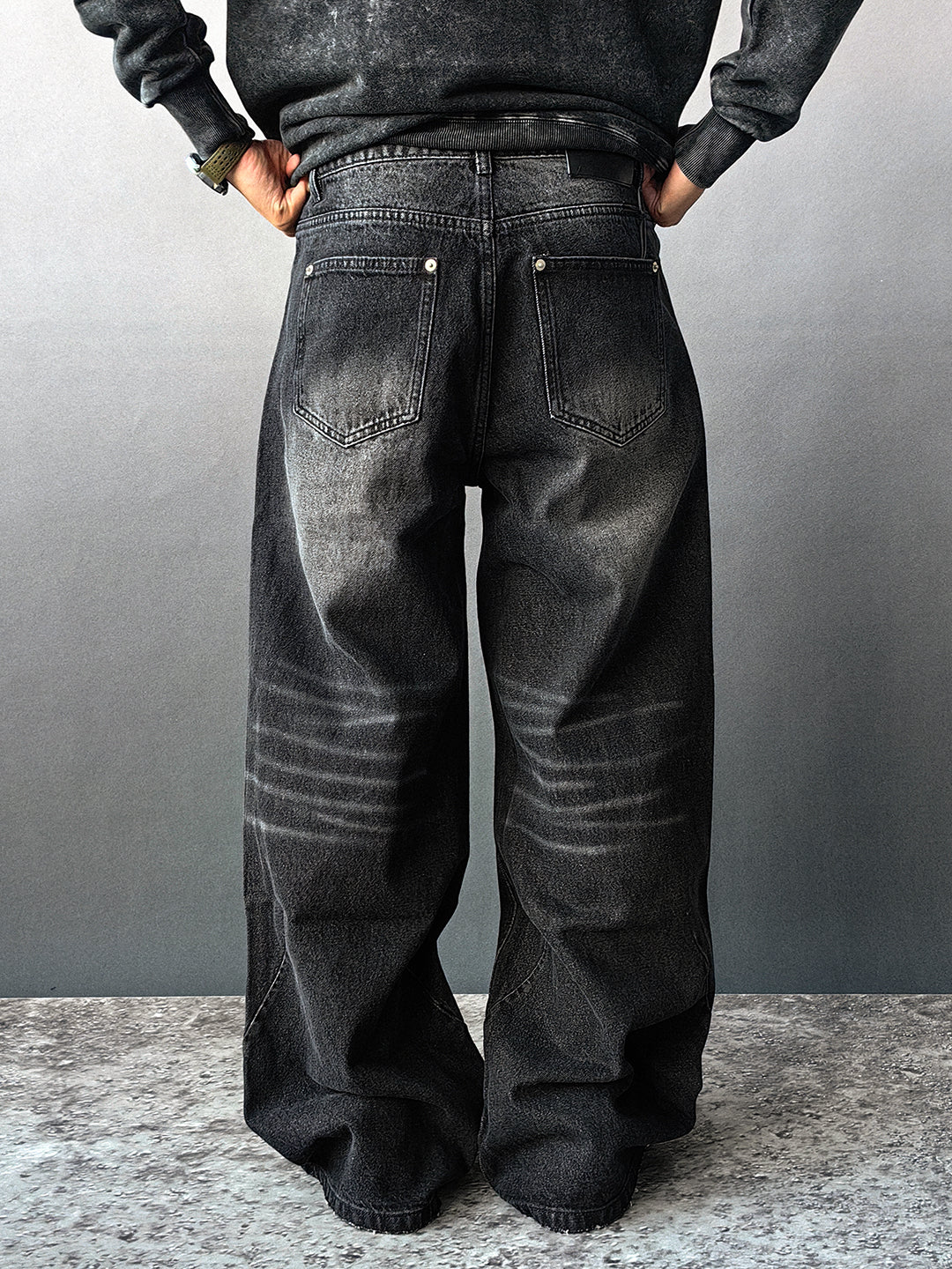 Mobius Obsidian Baggy Jeans