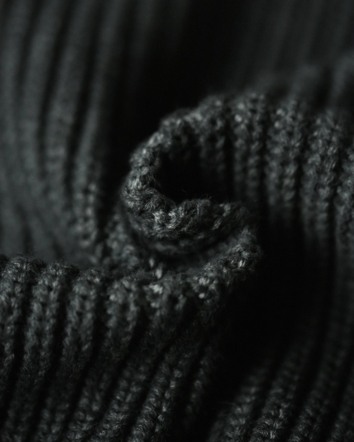Mobius Faded Black Knit