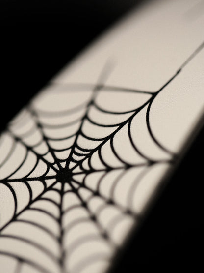 Mobius Spider  Belt - White (Free Spider Pin During Pre-Order)