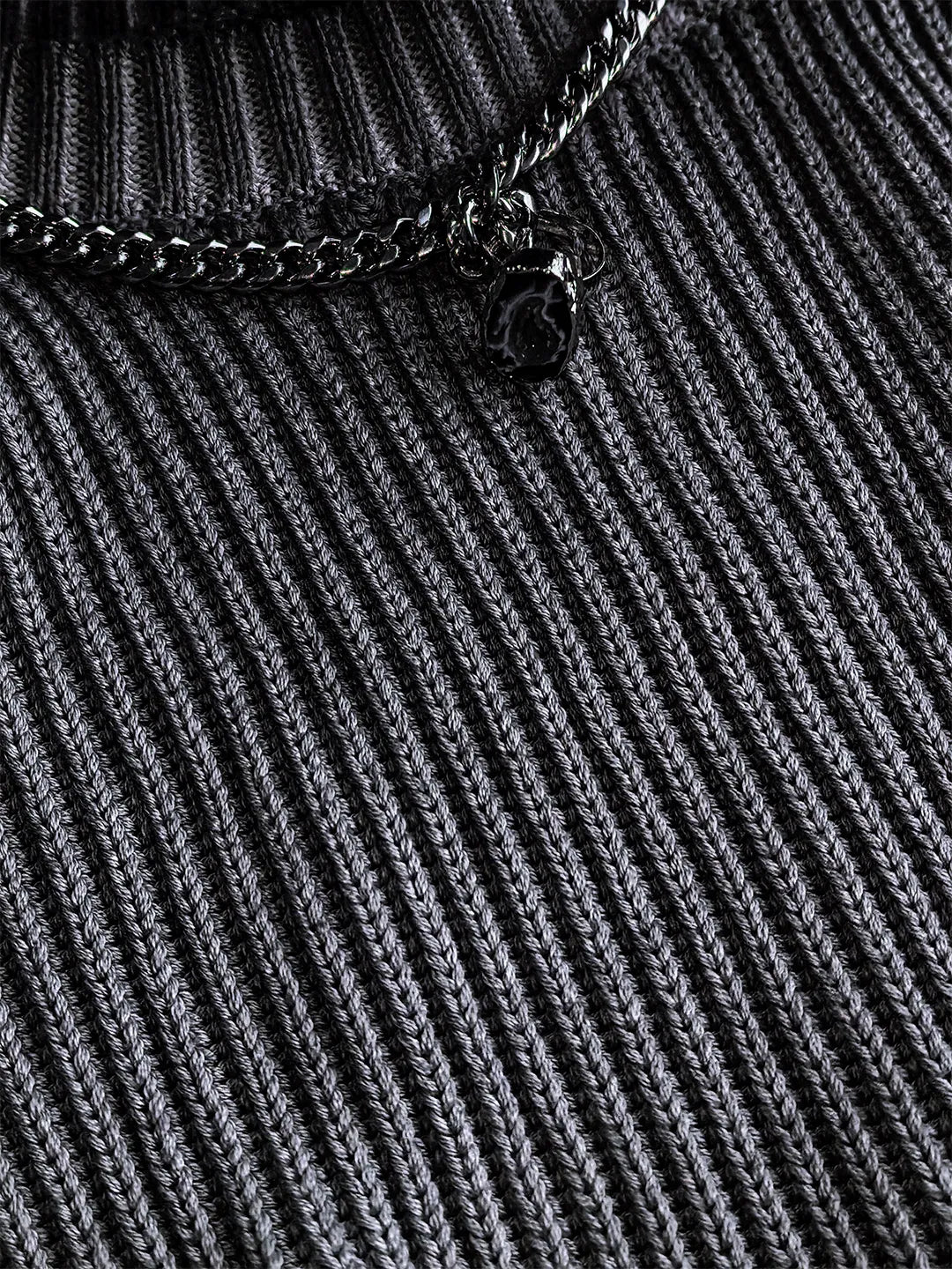 Mobius Liquid Silver Knit