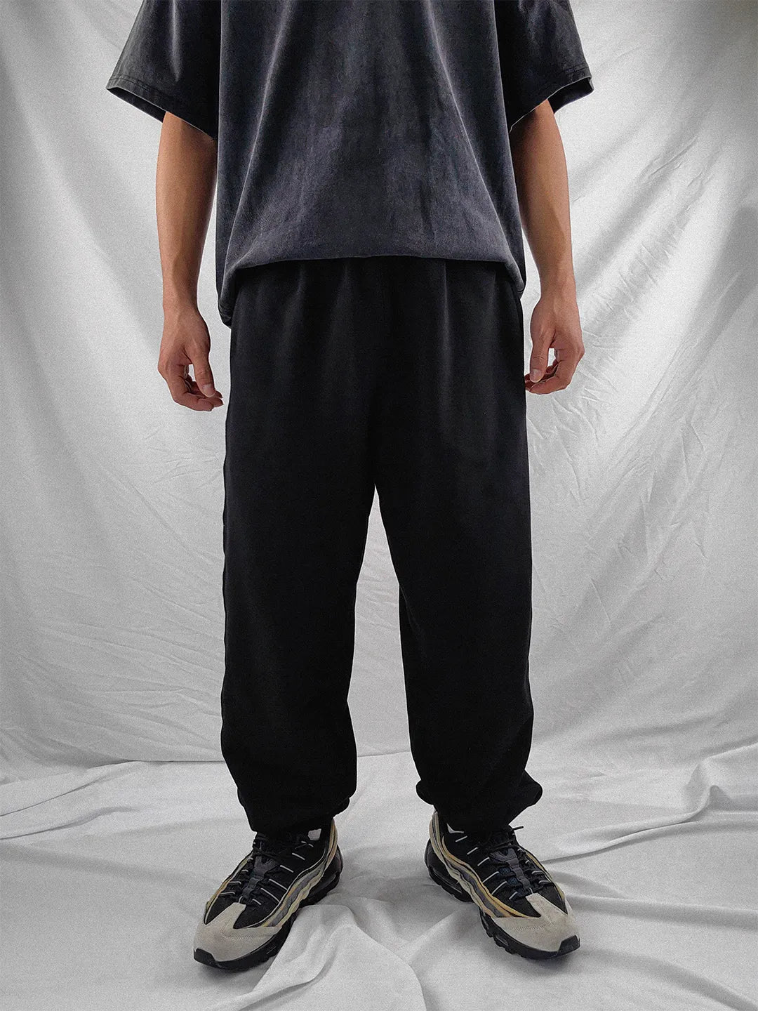 Mobius Dragons Jogger